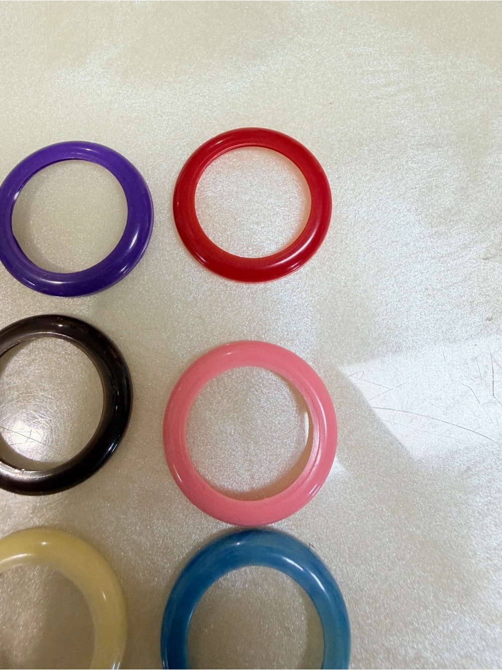 Gucci Colorful Bezel Set - Assorted Colors - Picture 6 of 7